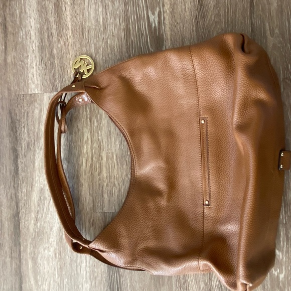 Michael Kors Leather Shoulder Bag - Picture 4 of 4